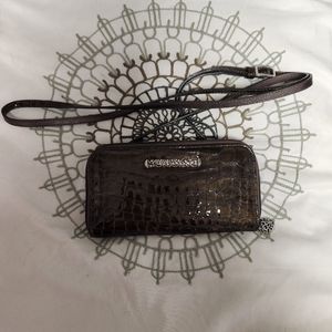 Like new Brighton crossbody wallet/clutch